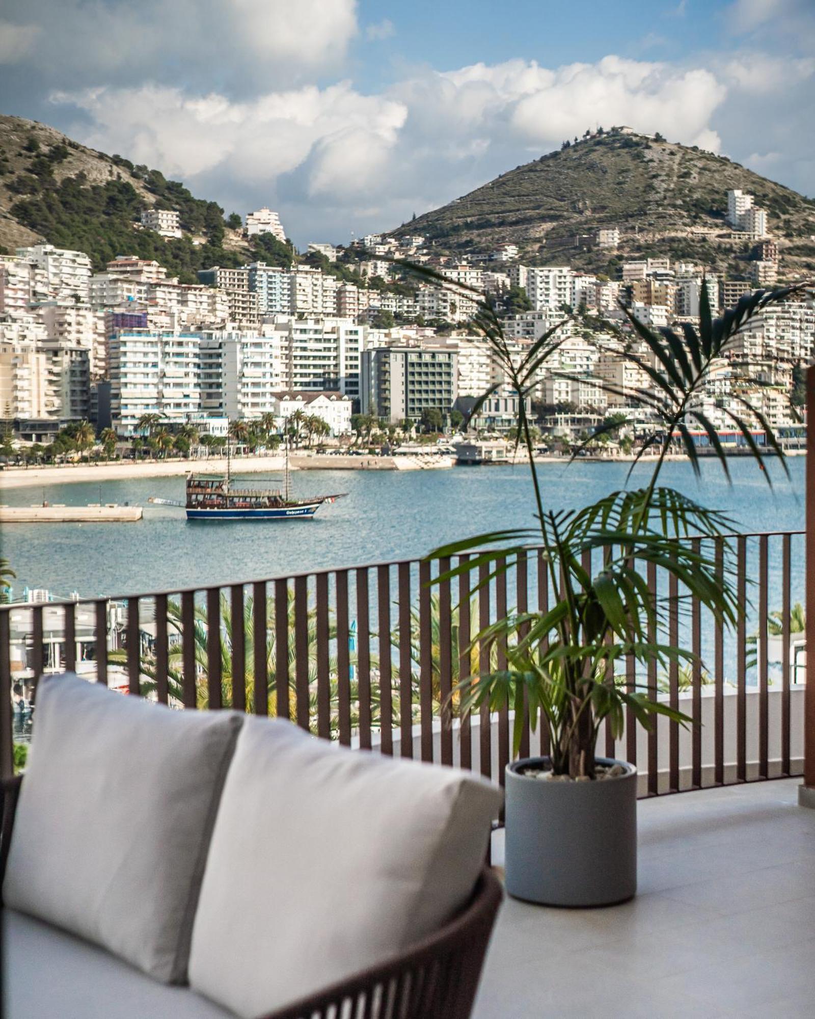 Hotel Vale Sarande Exterior photo